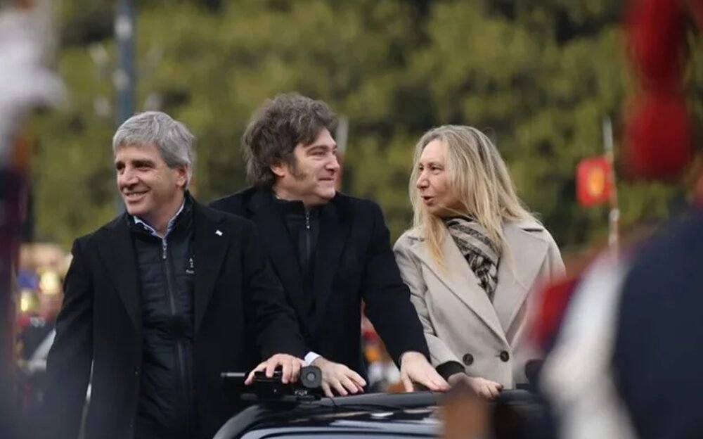 Milei recorrerá la peatonal San Martín de Santa Fe y luego cruzará a Paraná